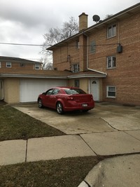 7545 W Marwood Ave in Elmwood Park, IL - Foto de edificio - Building Photo