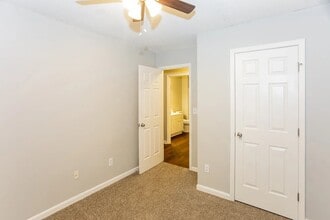 2098 Chapel Creek Rd in Concord, NC - Building Photo - Building Photo