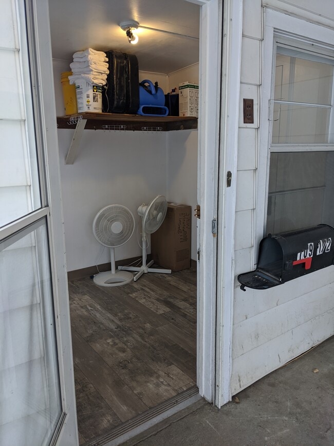 109 S 8th Ave, Unit Down in Bozeman, MT - Building Photo - Building Photo