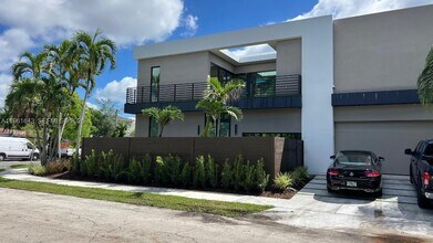 1700 NE 18th St in Fort Lauderdale, FL - Building Photo - Building Photo