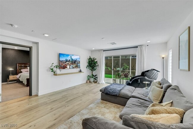 5831 Indigo Knl Ave in Las Vegas, NV - Building Photo - Building Photo