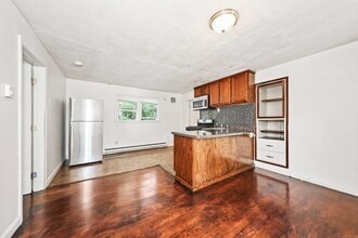 62 Wood St in Meriden, CT - Building Photo - Building Photo