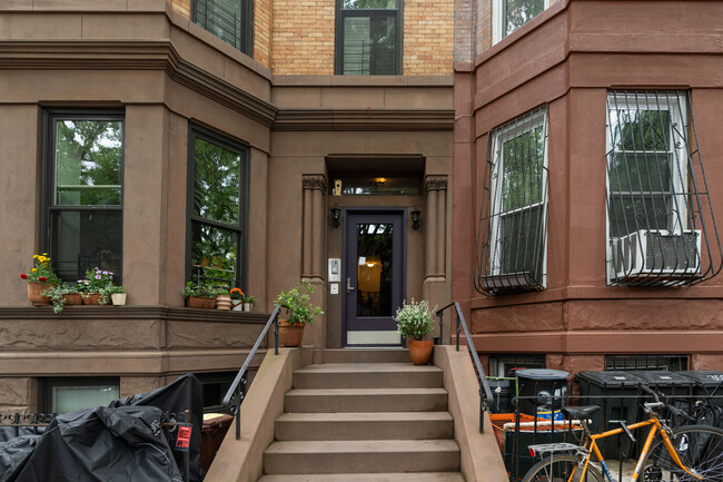 357 4Th Street in Brooklyn, NY - Building Photo - Building Photo