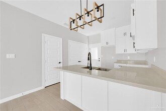 14 E 13th St in San Juan, TX - Building Photo - Building Photo