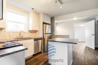 1307 Elm St in Forest Grove, OR - Building Photo - Building Photo