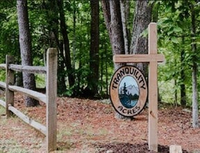 218 Holcombe Cove Rd in Candler, NC - Building Photo - Building Photo