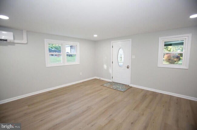 100 Moran Ln in Honey Brook, PA - Building Photo - Building Photo