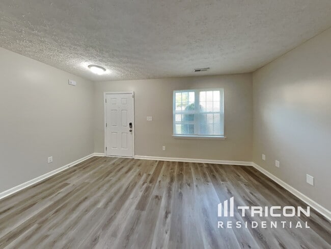 5805 Forest Point Rd in Raleigh, NC - Building Photo - Building Photo