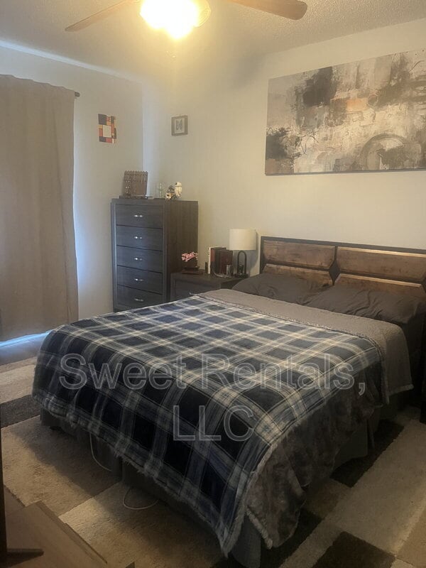 343 Briarbend Rd in Goose Creek, SC - Building Photo - Building Photo