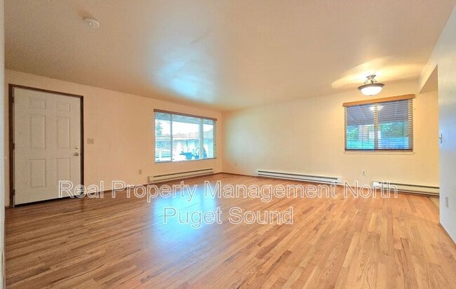 710 Beach Ave in Marysville, WA - Building Photo - Building Photo
