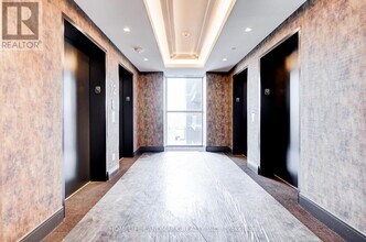 25 Adra Grado Way in Toronto, ON - Building Photo - Building Photo