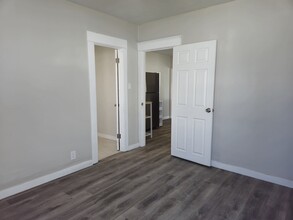 209 W Ave 26, Unit 211 in Los Angeles, CA - Building Photo - Building Photo