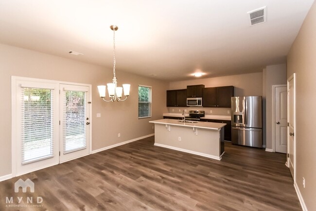 828 Lake Chase in Fairburn, GA - Foto de edificio - Building Photo