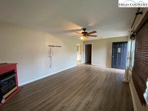 171 Brook Ln in West Jefferson, NC - Building Photo - Building Photo