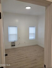 31 Van Zandt St in Albany, NY - Building Photo - Building Photo