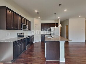 885 Headland Wy, Unit 2302 in Holly Springs, GA - Building Photo - Building Photo