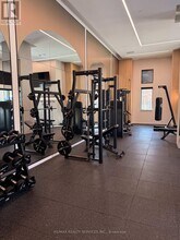 2088 James St in Burlington, ON - Building Photo - Building Photo