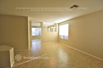 14921 W Lisbon Ln in Surprise, AZ - Building Photo - Building Photo