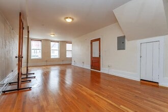 14 S Division St in Peekskill, NY - Building Photo - Building Photo