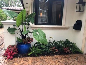 721 Tibidabo Ave in Coral Gables, FL - Building Photo - Building Photo