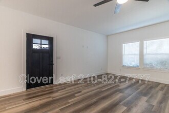 1934 Lamar St in San Antonio, TX - Building Photo - Building Photo