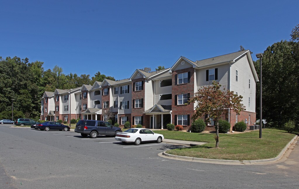 Arrowood Villas Apartments Charlotte, NC Apartments For Rent