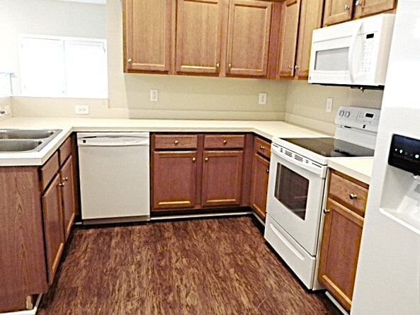 109 Cannonsmill Ln in Summerville, SC - Building Photo - Building Photo