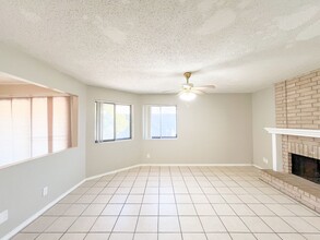 2105 Coach Dr in Killeen, TX - Building Photo - Building Photo