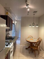 8635 SW 102nd Ave in Miami, FL - Building Photo