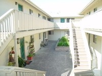 The Beachgate Apartments in Pacific Grove, CA - Foto de edificio - Building Photo