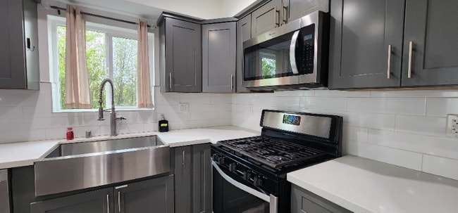 1228 Alexandria Ave in Los Angeles, CA - Building Photo - Building Photo