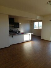 584-586 Rose Ln in Burlington, WA - Building Photo - Building Photo