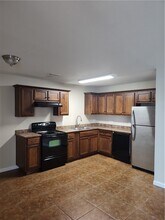 995 Vale St in Springdale, AR - Building Photo - Building Photo