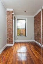 16 E 116th St, Unit 2B in New York, NY - Building Photo - Building Photo