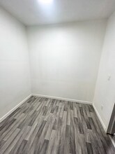 G3447 Barth St in Flint Township, MI - Foto de edificio - Building Photo