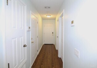 1128 Sweetbriar St in Ensley, FL - Building Photo - Building Photo