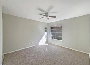 30497 Iron Bark Ct in Temecula, CA - Foto de edificio - Building Photo