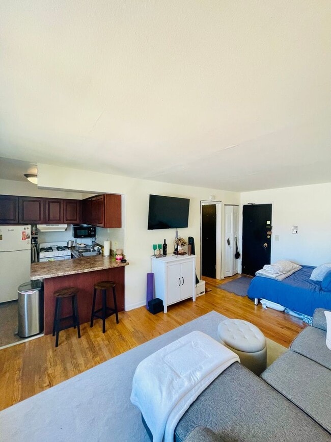 3160 N Cambridge Ave in Chicago, IL - Building Photo - Building Photo