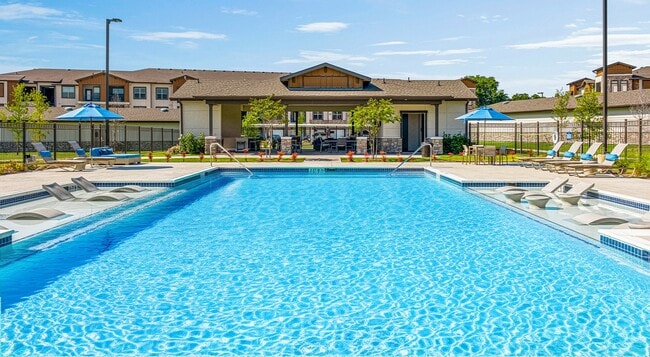 Creekside at Grand Prairie