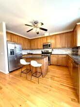 362 Broadmoor Ln in Bartlett, IL - Building Photo - Building Photo