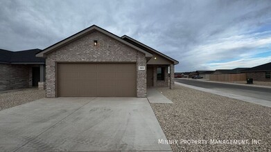 313 E 80th St in Lubbock, TX - Building Photo - Building Photo