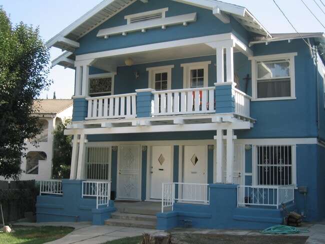 1816 Santa Ynez St, Unit 1/4 in Los Angeles, CA - Foto de edificio - Building Photo