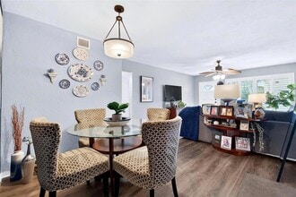 2452 Brazilia Dr, Unit 34 in Clearwater, FL - Building Photo - Building Photo