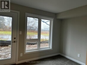 720 Grey St in Brantford, ON - Building Photo - Building Photo