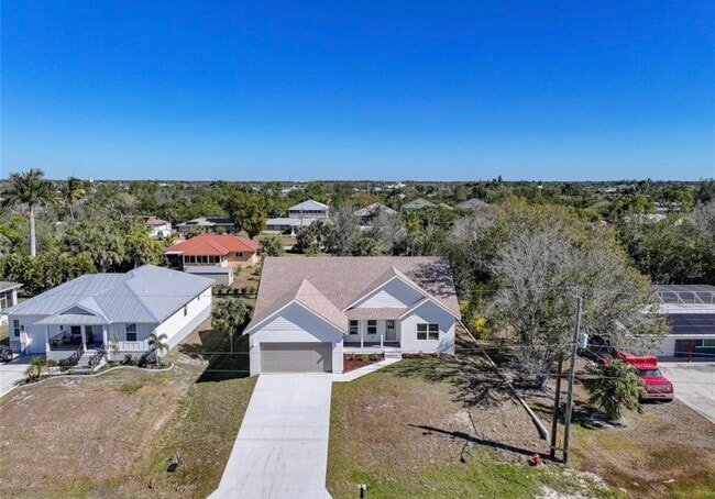 3320 Palm Dr in Punta Gorda, FL - Building Photo - Building Photo