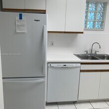 9156 Collins Ave in Surfside, FL - Building Photo - Building Photo