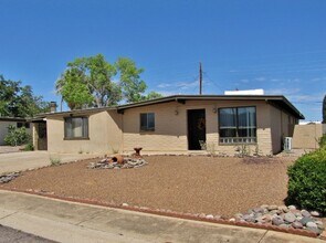 3001 Quail Run Dr in Sierra Vista, AZ - Building Photo - Building Photo