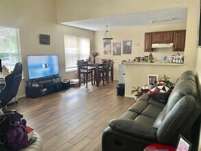 2565 Grassy Point Dr in Lake Mary, FL - Building Photo - Building Photo