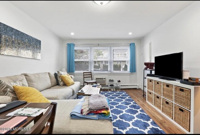 468 2nd Ave in Long Branch, NJ - Building Photo - Building Photo