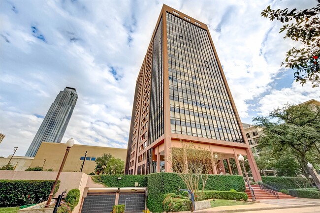 property at 5150 Hidalgo St